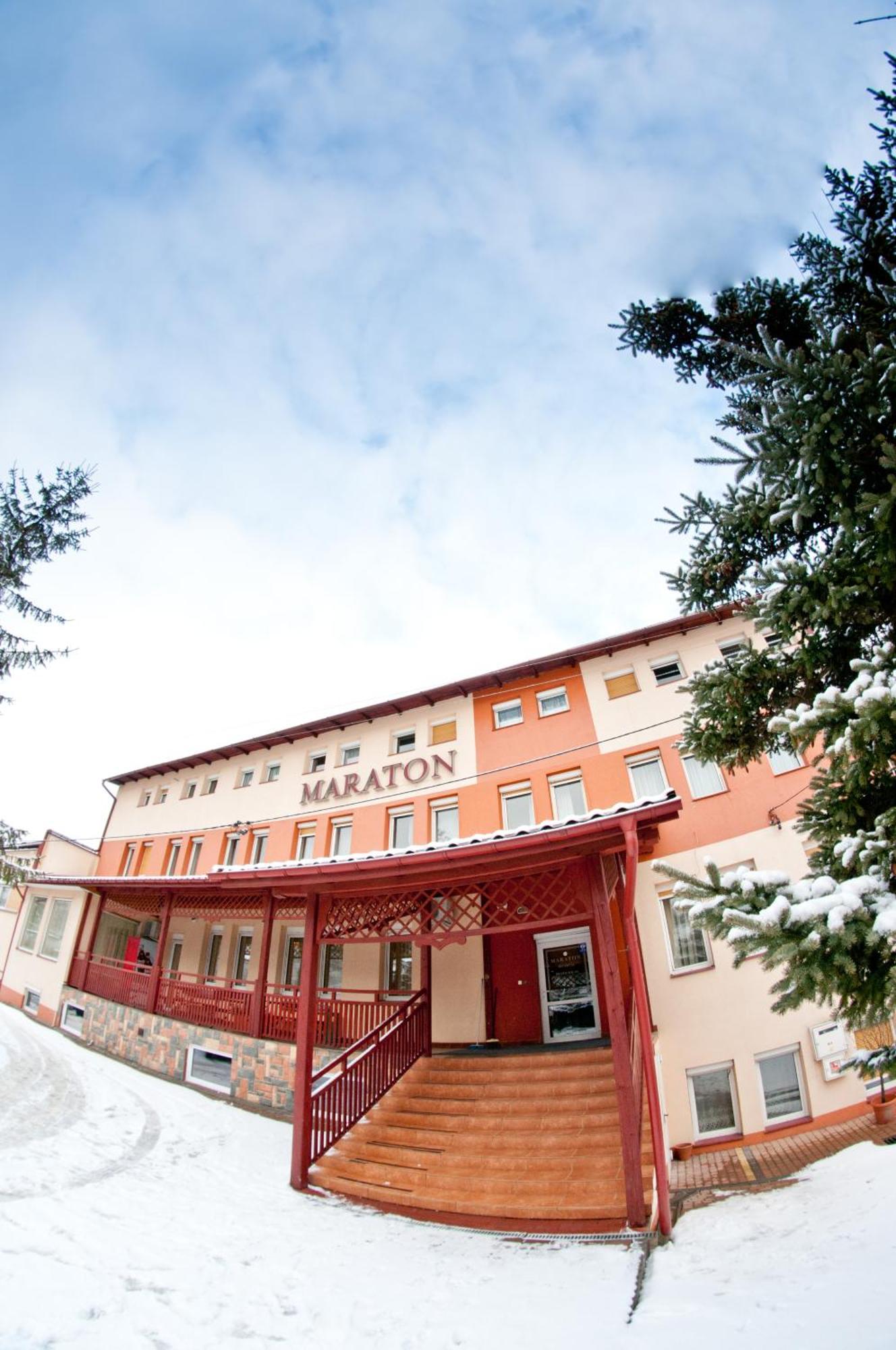 Maraton Hotel Lubenia Luaran gambar
